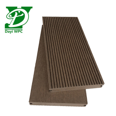 Résistant à l'humidité étanche à l'eau composite Decking Composite Deck Boards imperméable à l'eau personnalisé