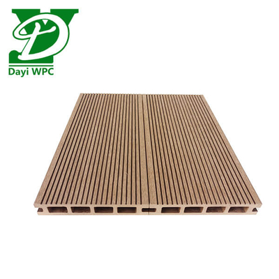 Anti-eau WPC plancher de terrasse extérieur creux pour les piscines au-dessus de 18 mm