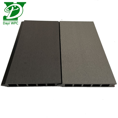 Résistance aux intempéries Clôture composite en WPC pour des balustrades extérieures durables