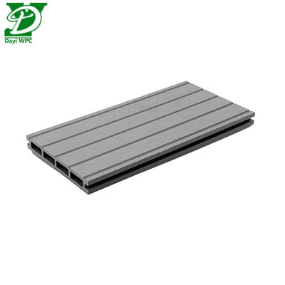 Planche de terrasse WPC creuse 146x21mm pour piscine et jardin