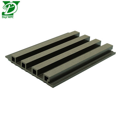 Décoration extérieure moderne Type durable Panneau mural externe à surface creuse WPC