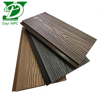 Clôture en WPC en relief profond résistant aux rayons UV pour une protection extérieure durable