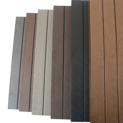 Moderne couleurs différentes de revêtement de sol en WPC durable étanche